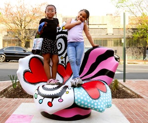 Enjoy Art in Bloom during the National Cherry Blossom Festival. Photo by Elvert Barnes via FLickr 2.0