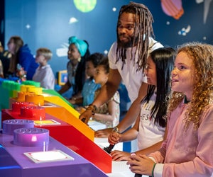 LEGO® Discovery Center Washington, DC is the perfect birthday spot for little builders. 