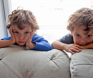 When kids are bored, bored, bored, it's handy to have a whole list of fun things to do. Photo by Mommy Poppins®金刚(趣投)官方游戏网站